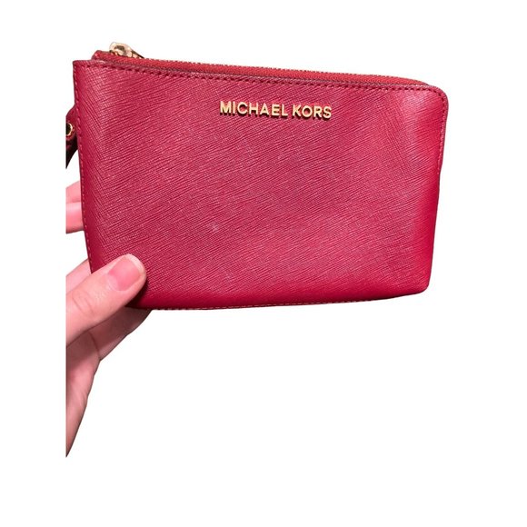 Michael kors red wristlet - Picture 3 of 12